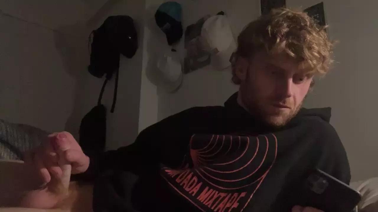 Darkroux on Cam4 