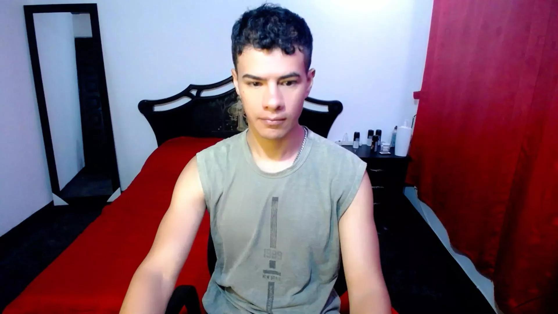 Deiby69 on Cam4 