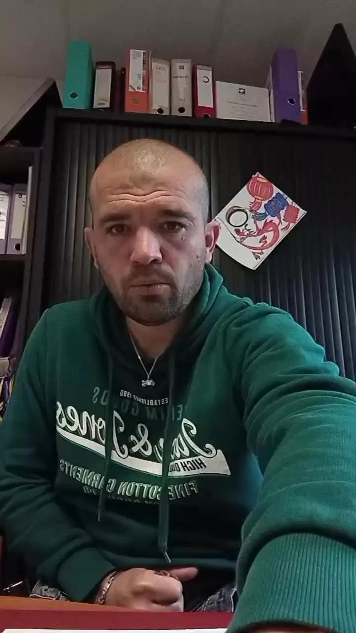 Delire41 on Cam4 