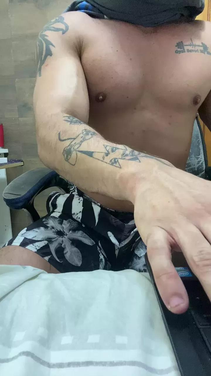 DerikTostes on Cam4 