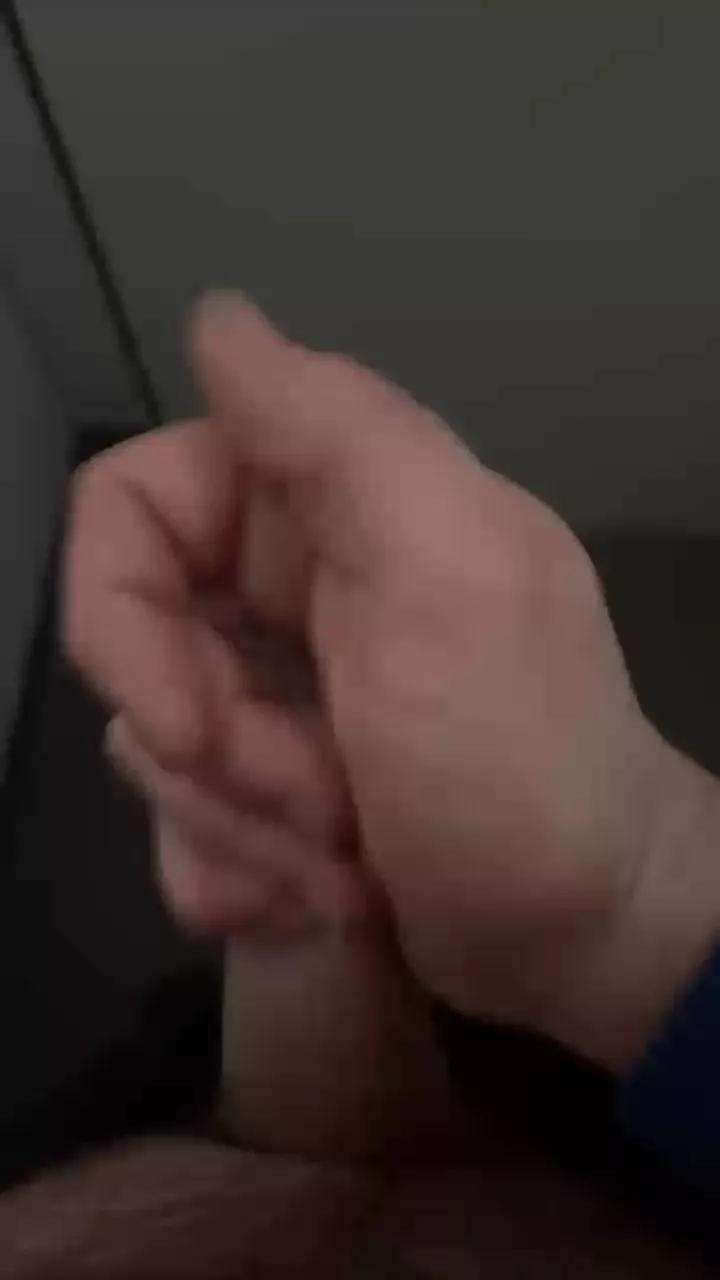 Dickersw02 on Cam4 