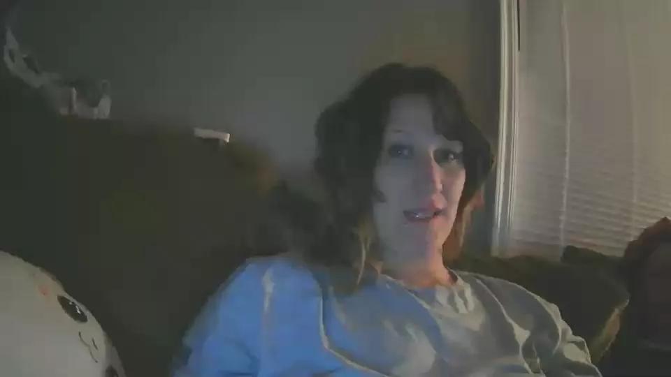 Dildoswgaggins on Cam4 
