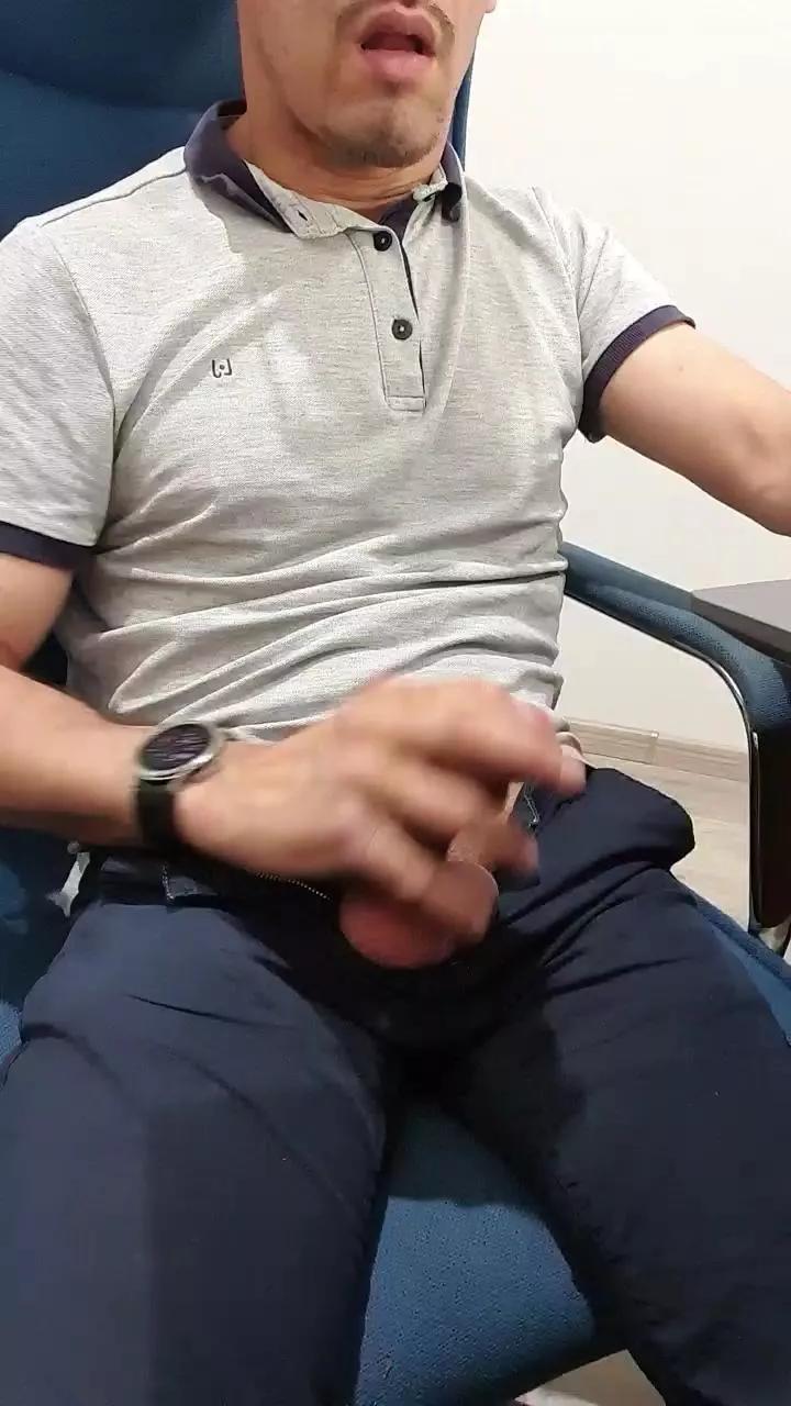 disableman on Cam4 