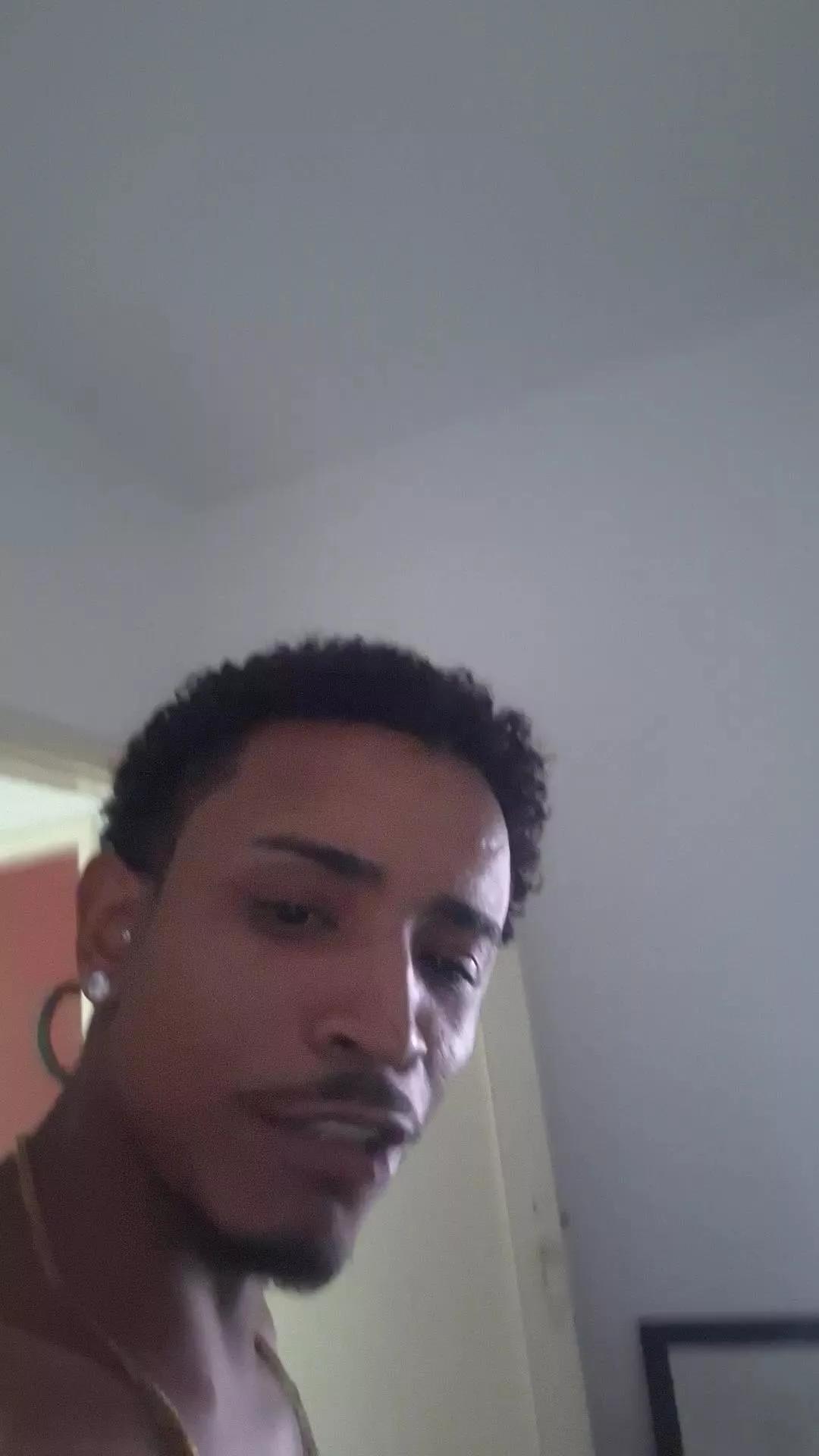 DmouraMoura25 on Cam4 