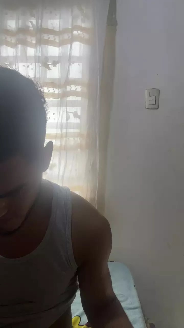 Offline Dylanelandroide on Cam4