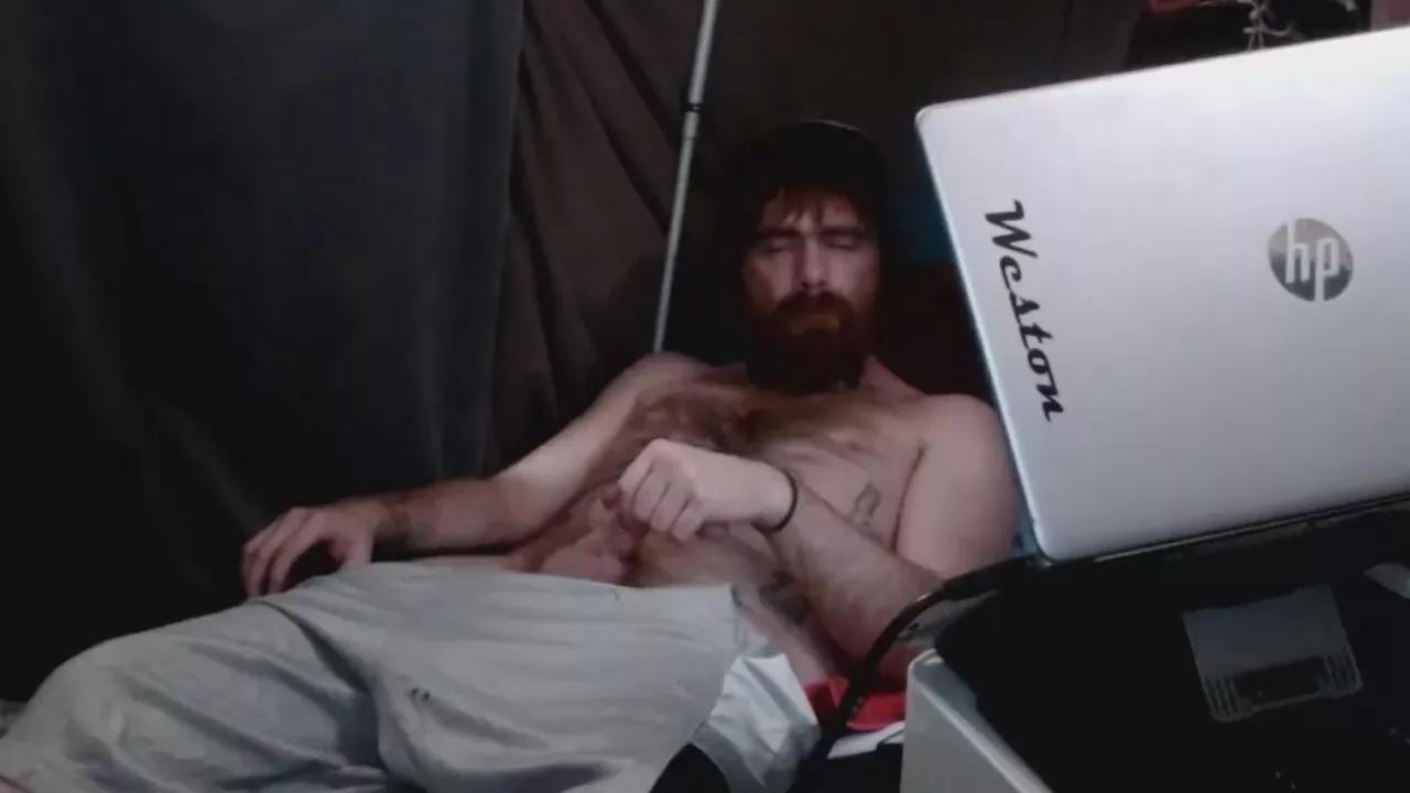 Eastoff23 on Cam4 