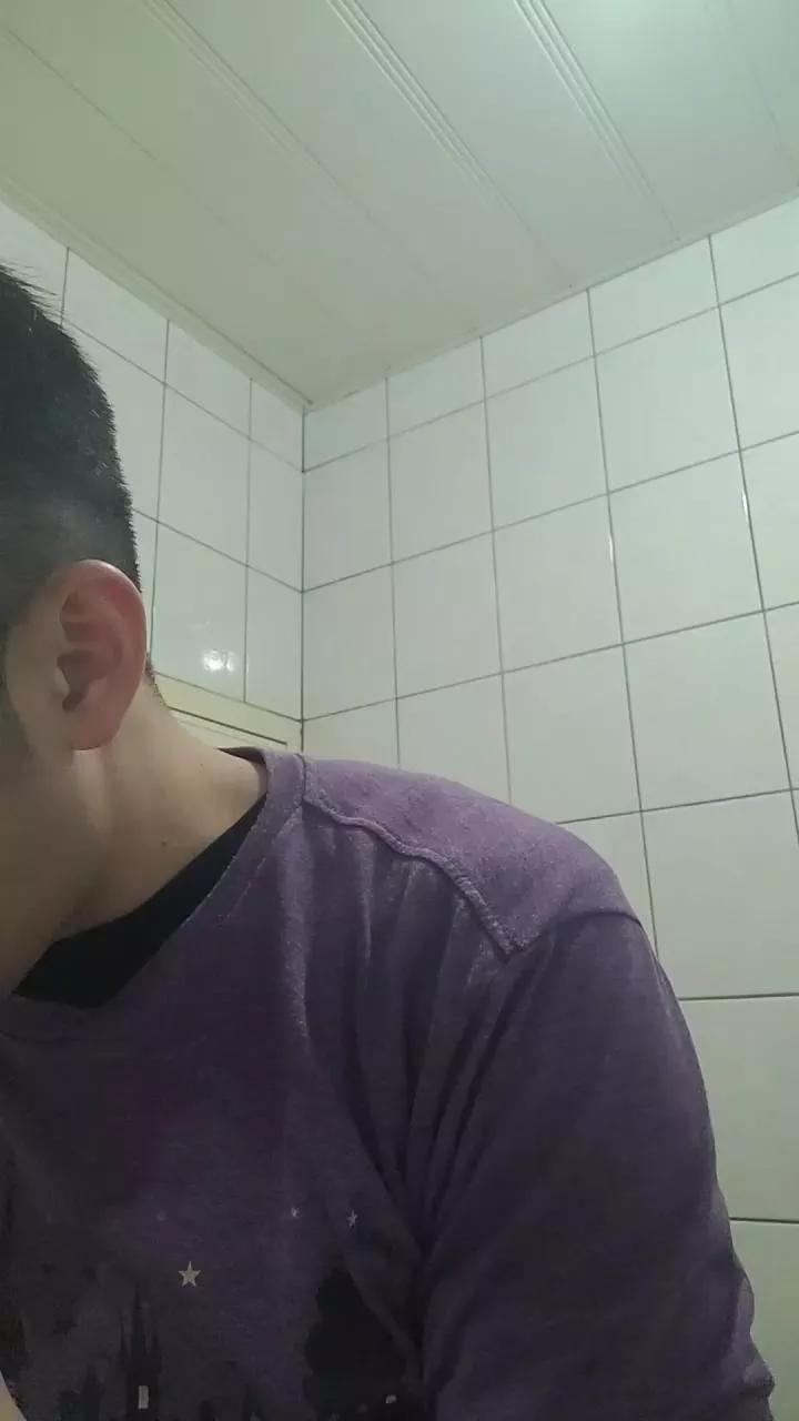 egg019763 on Cam4 