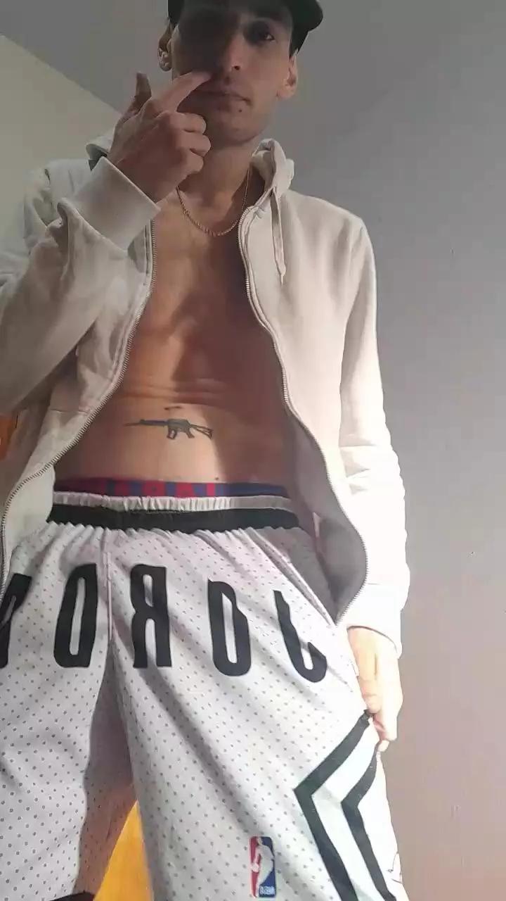Enverga23 on Cam4 