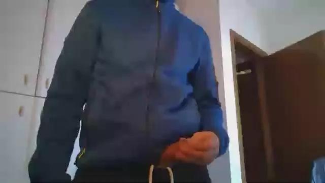 enzocazzo on Cam4 