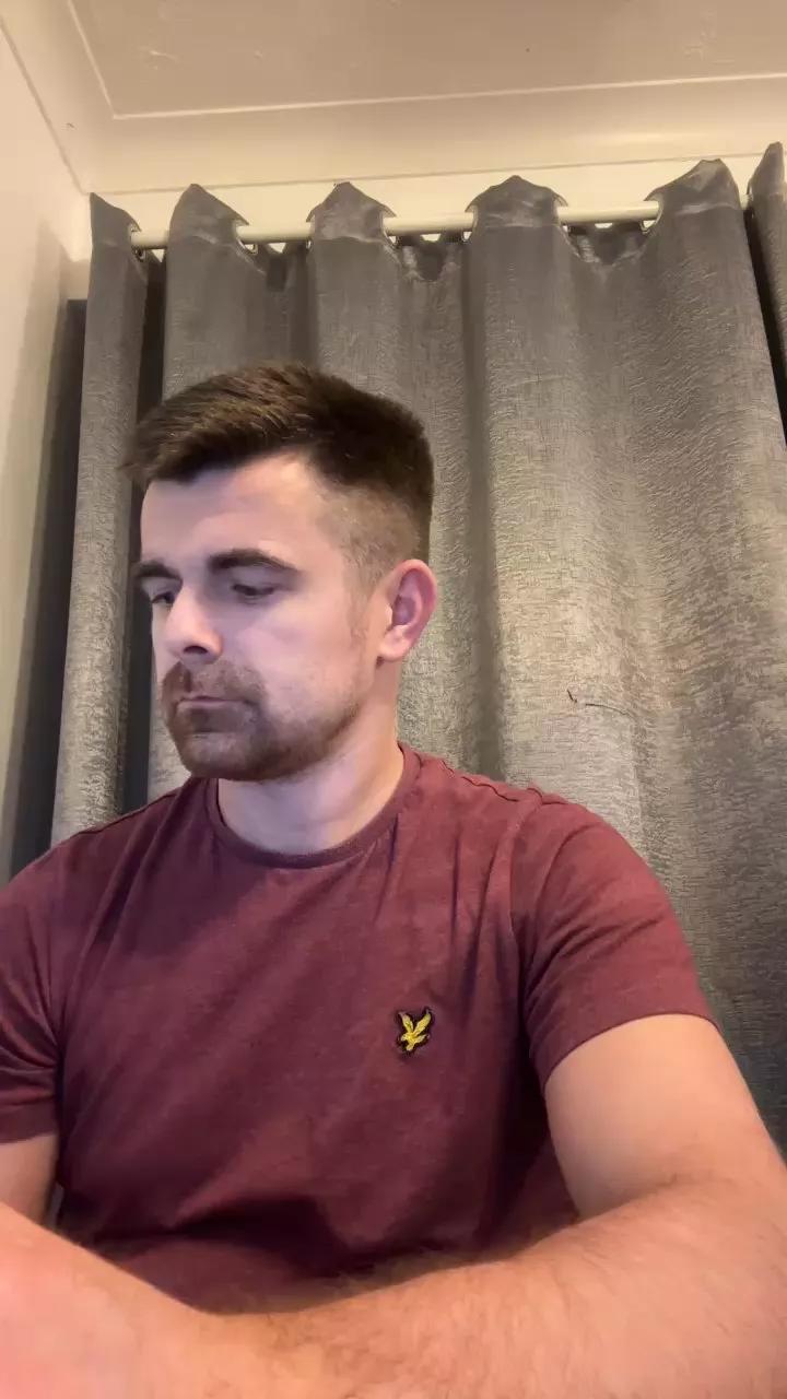 Eveningfun93 on Cam4 