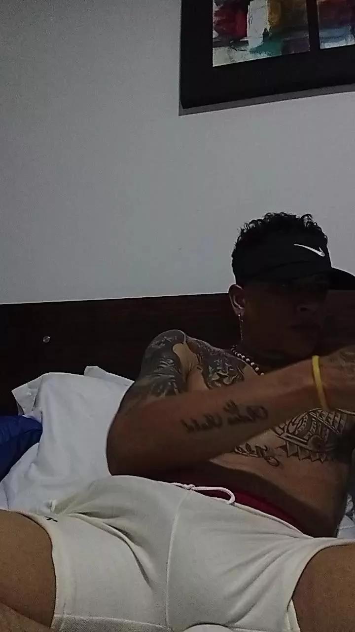 Extib on Cam4 
