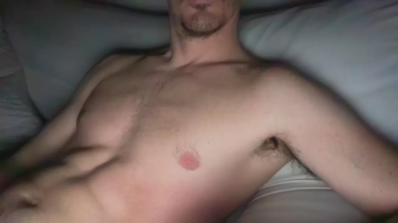 Offline fefdrond on Cam4