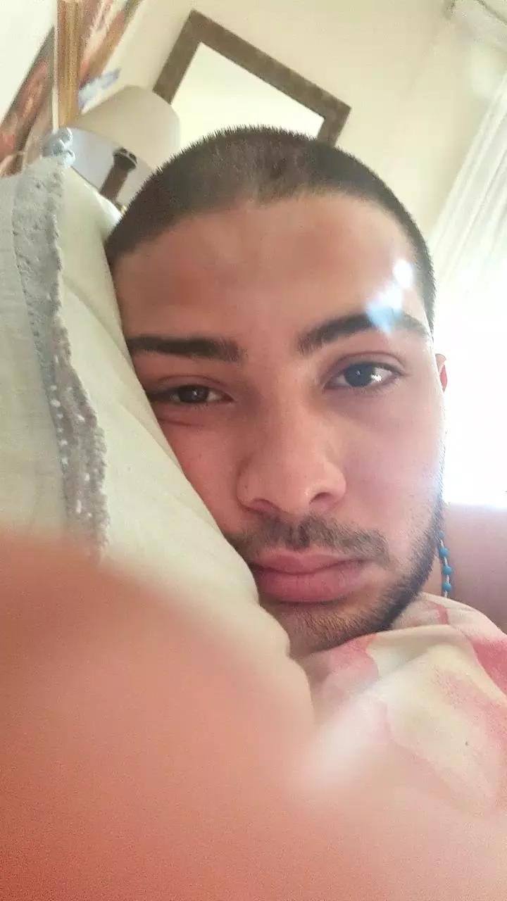 Ficcoduro3 on Cam4 