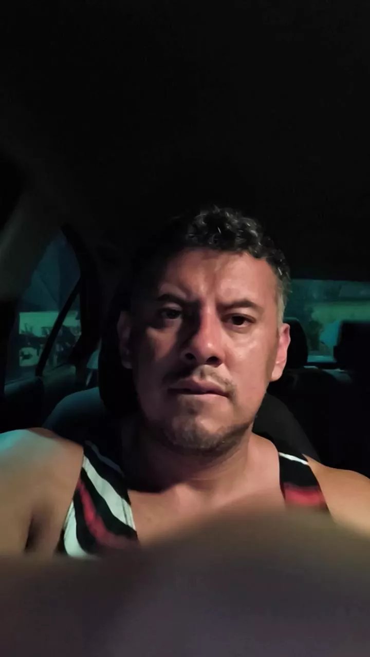 Offline fireface29 on Cam4