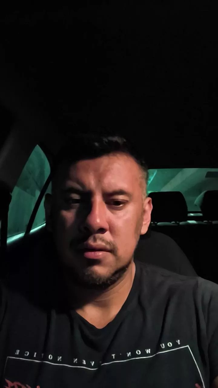 Offline fireface29 on Cam4