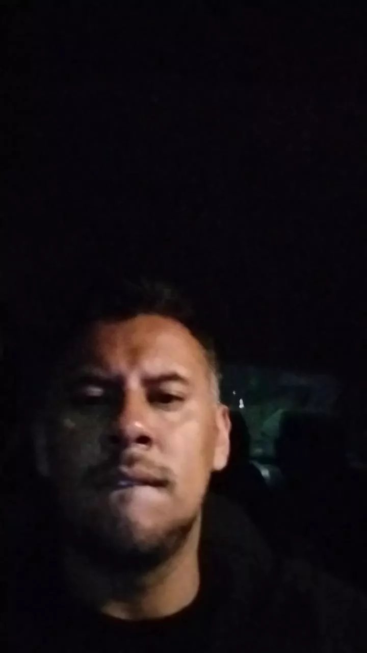 Offline fireface29 on Cam4