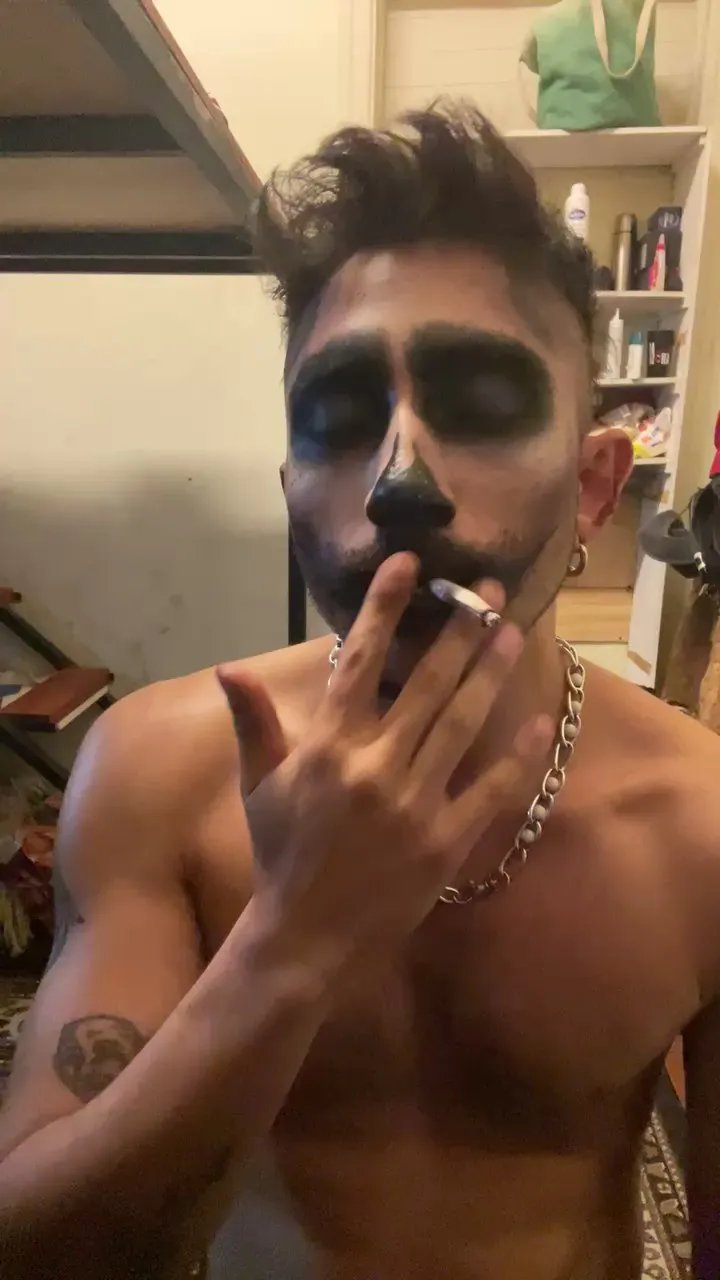 Offline Fortunacho on Cam4