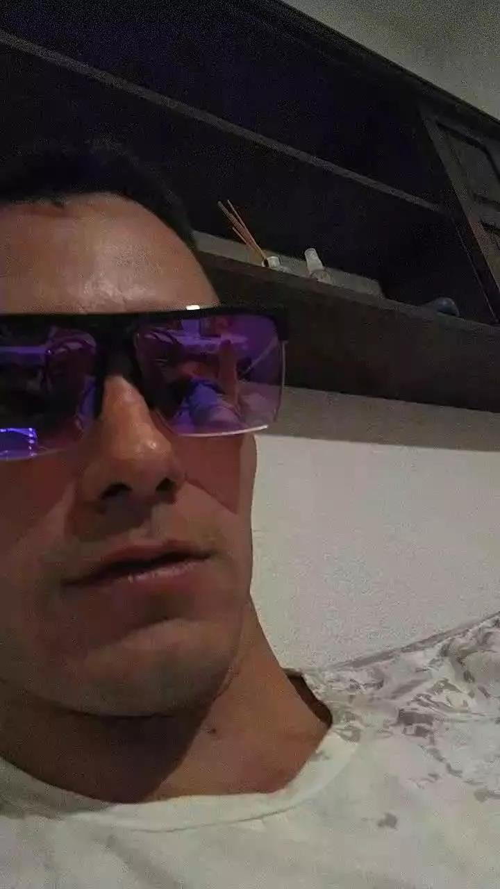 Franconicolas30 on Cam4 