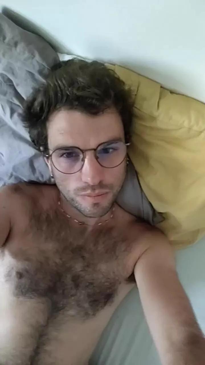 frenchyhothairy on Cam4 
