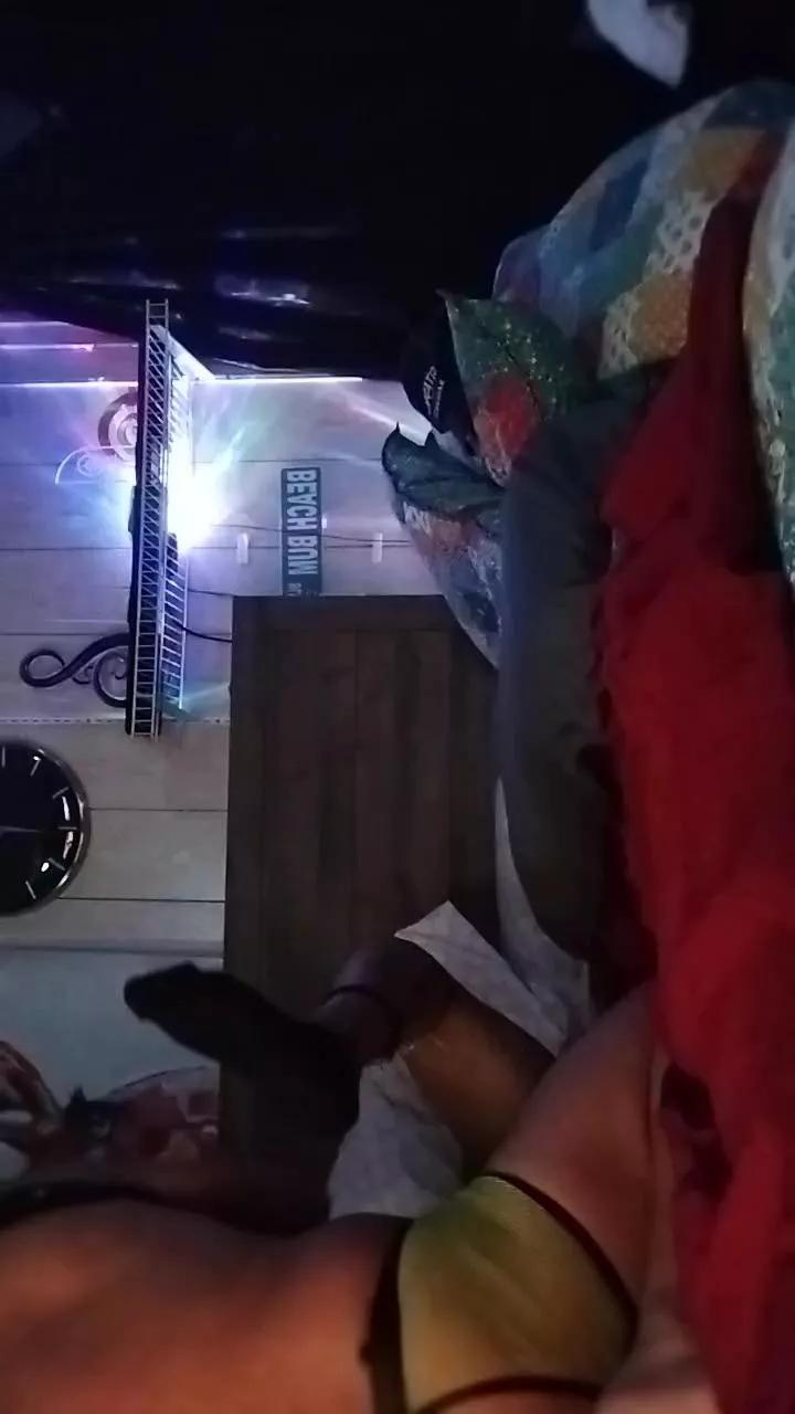 Gapermaker on Cam4 