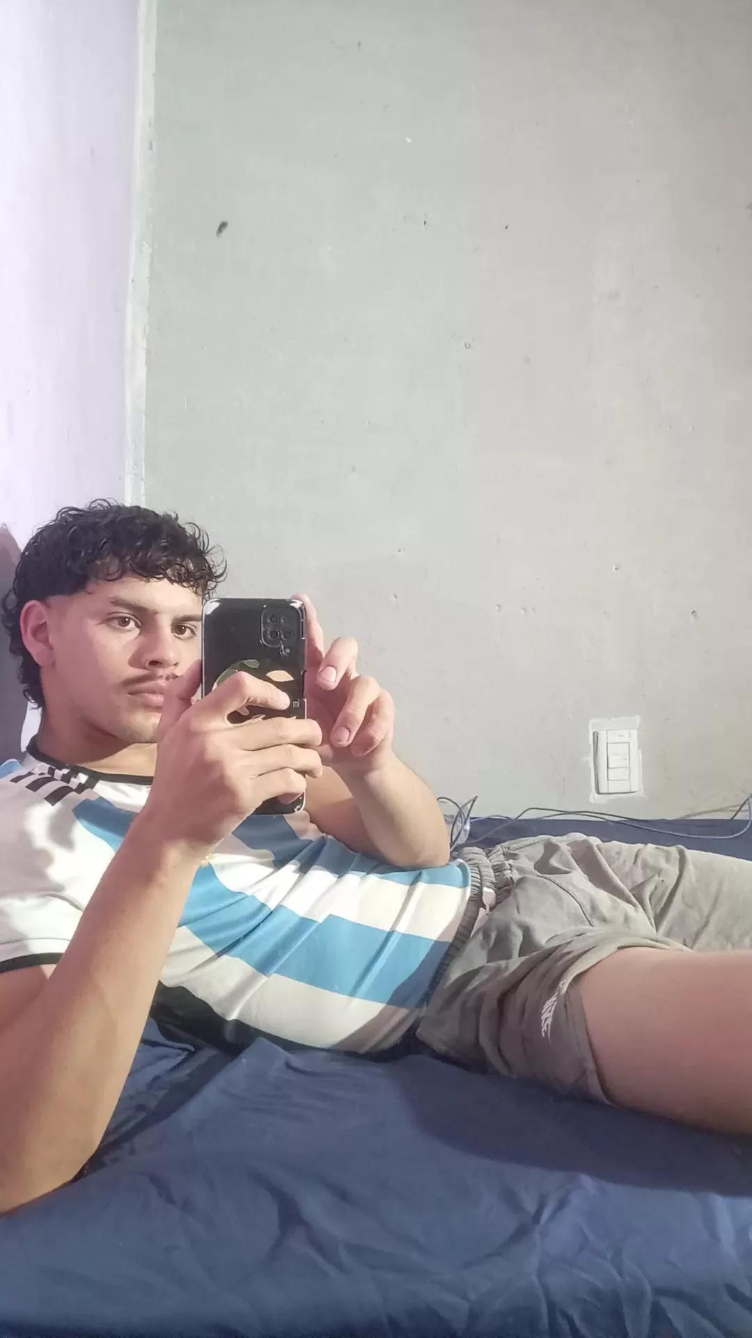 garbeilsrnxxx on Cam4 