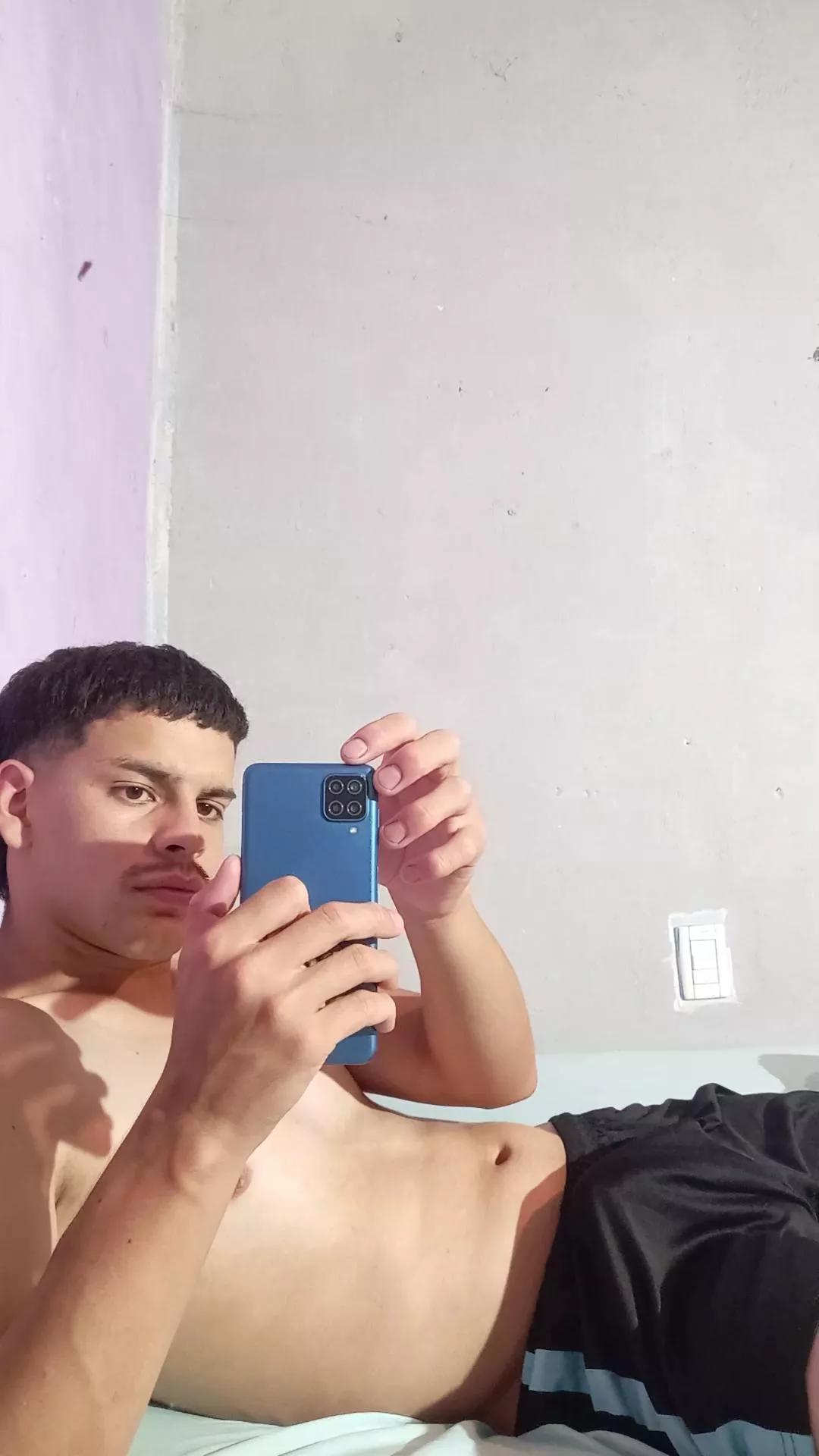 garbeilsrnxxx on Cam4 