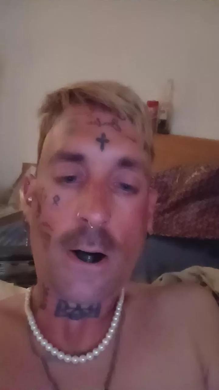 GaylerTypCH on Cam4 