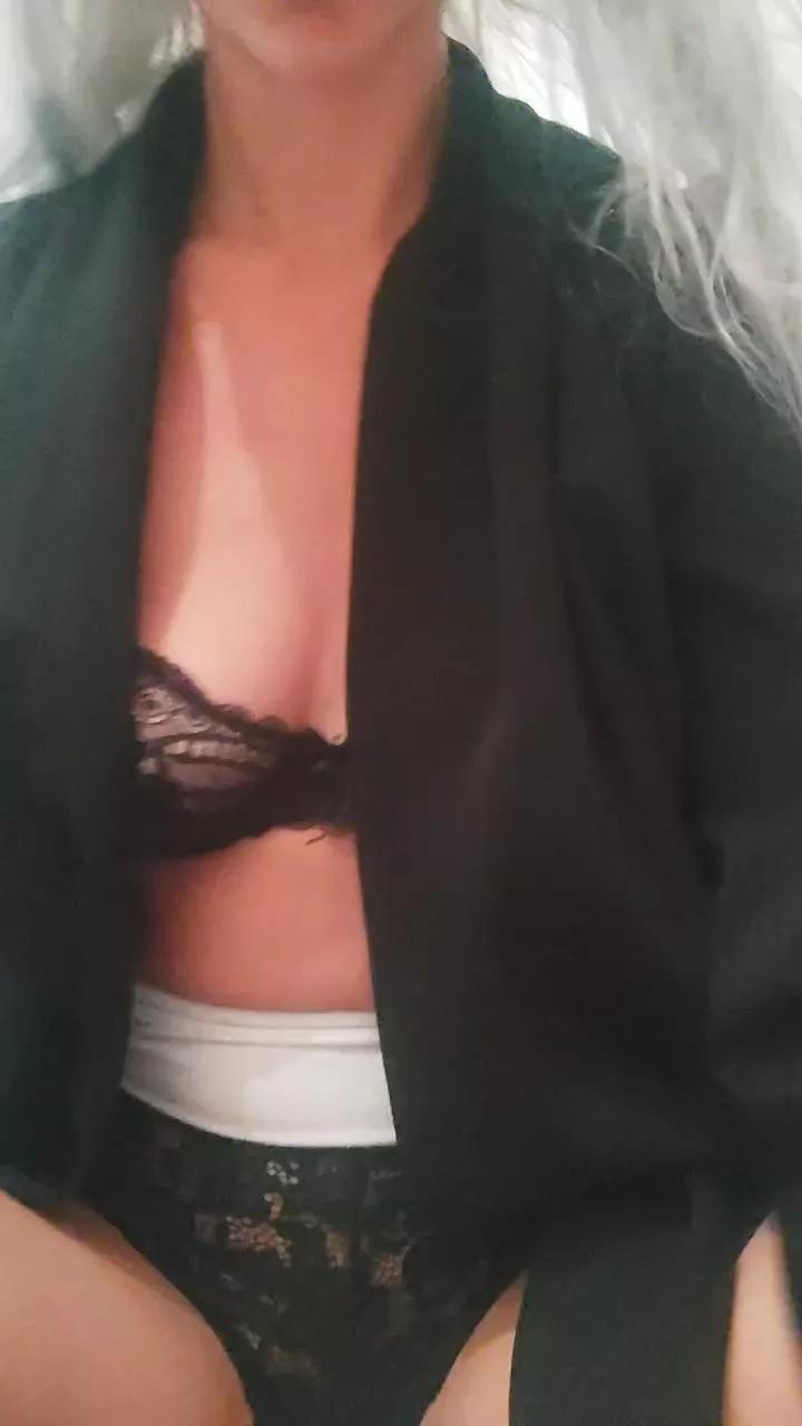 Giorgia_2000 on Cam4 