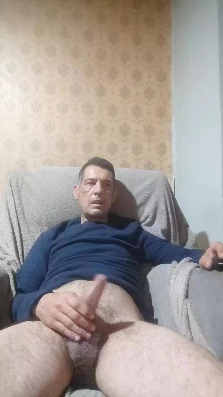 goku222 on Cam4 