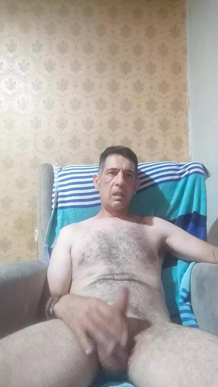 goku222 on Cam4 