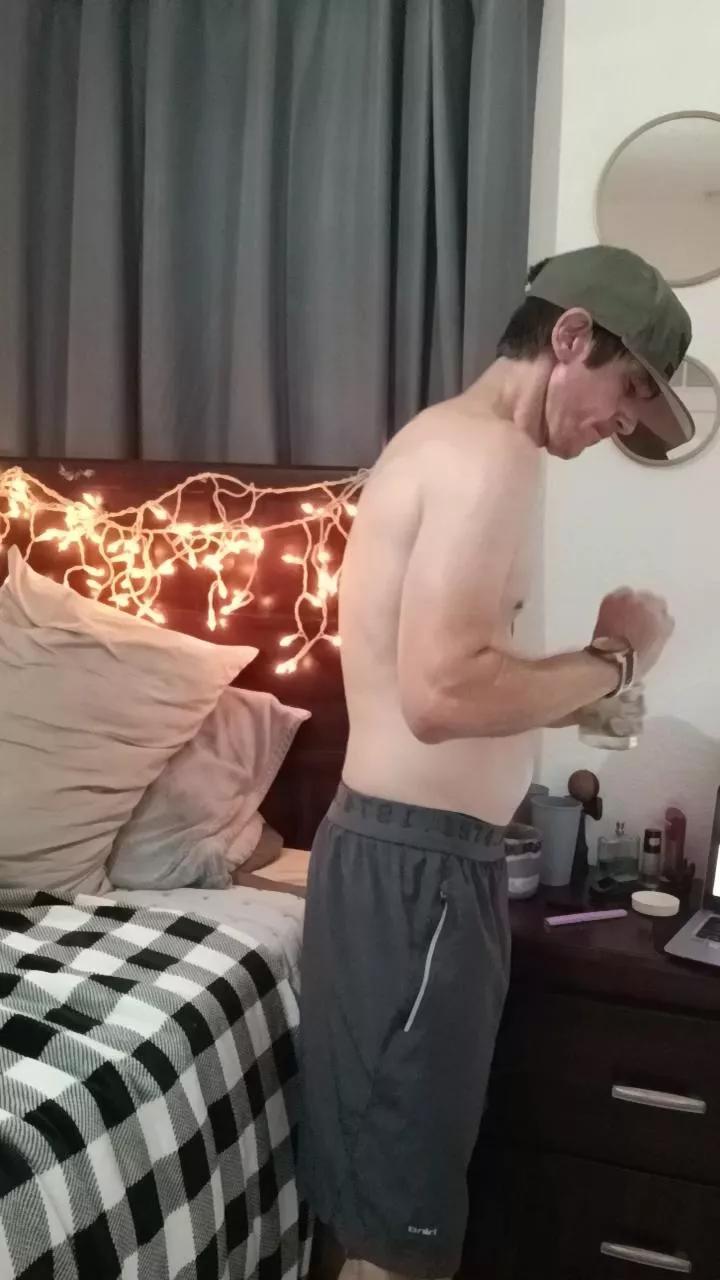 good_thrust on Cam4 