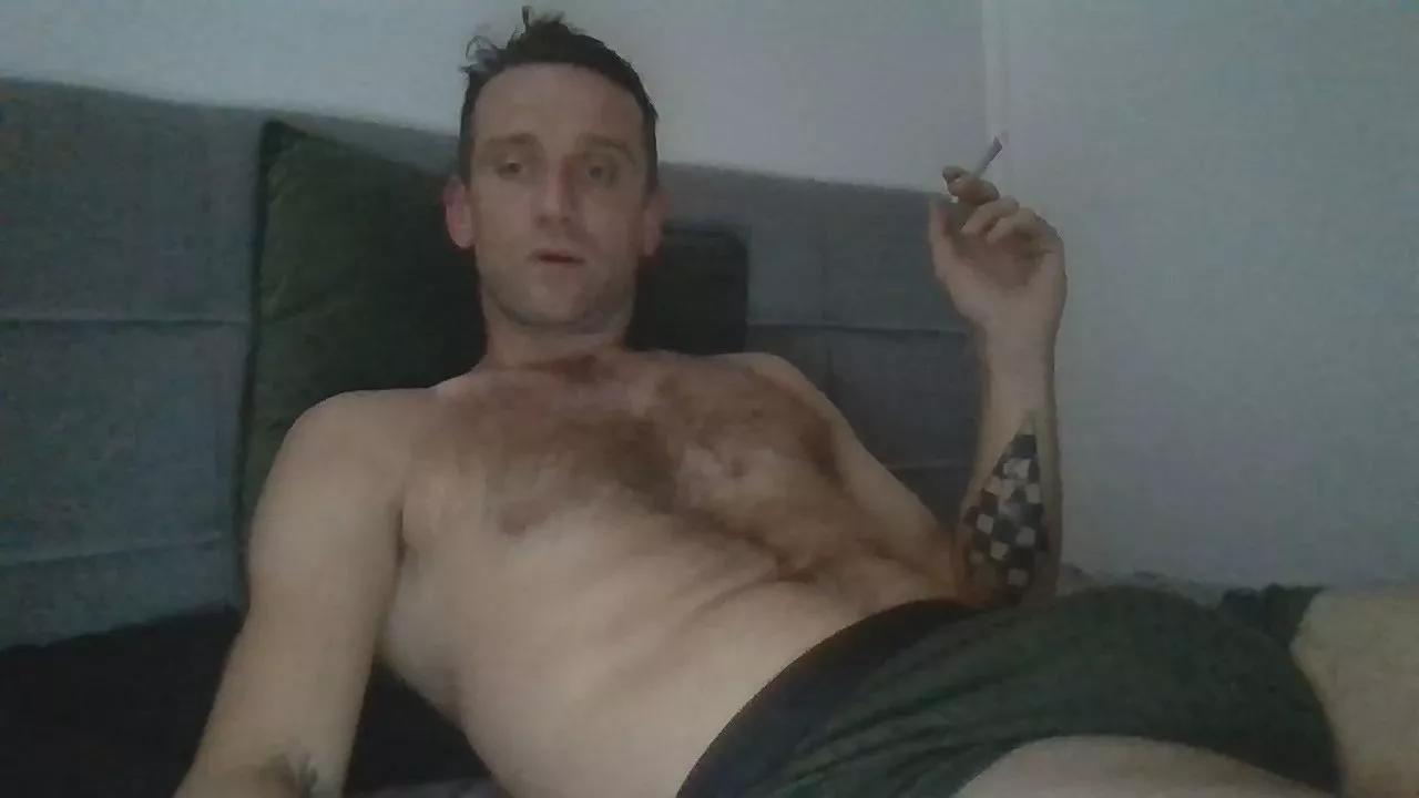 hartdickleon on Cam4 