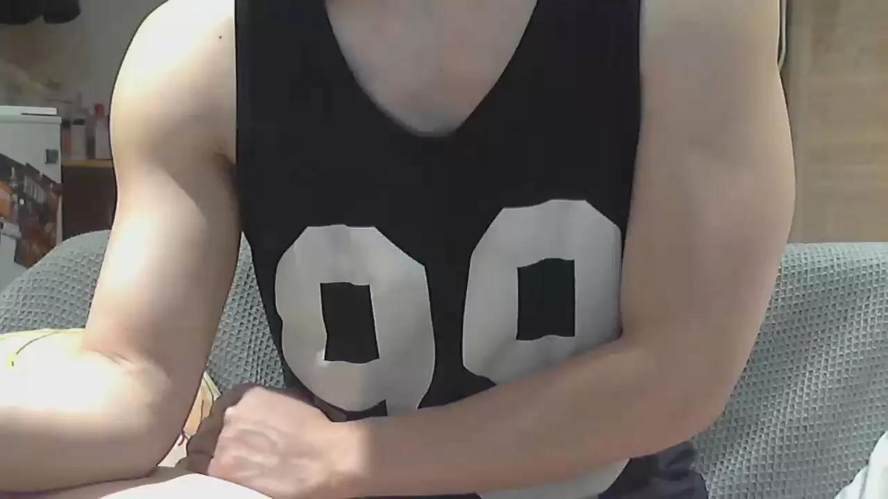 howhow22 on Cam4 