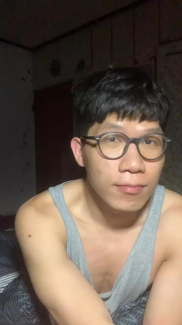 iii_dh_iii on Cam4 