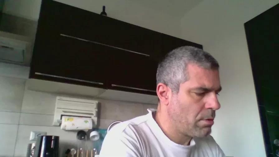 ilmioo21 on Cam4 