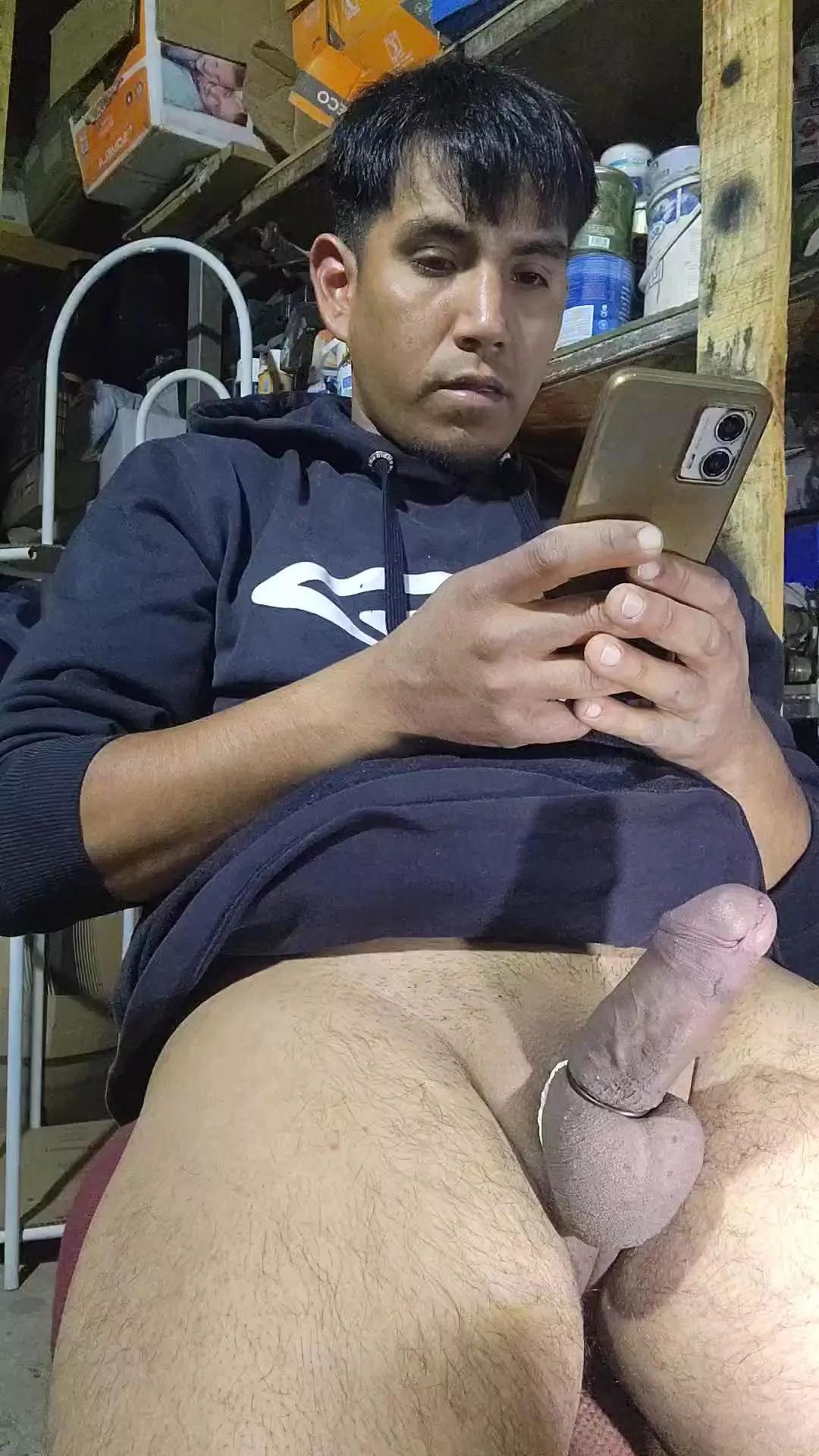 Jaaviier69 on Cam4 