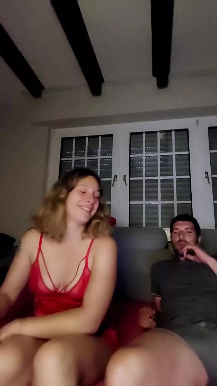 Jeunecouple3227 on Cam4 
