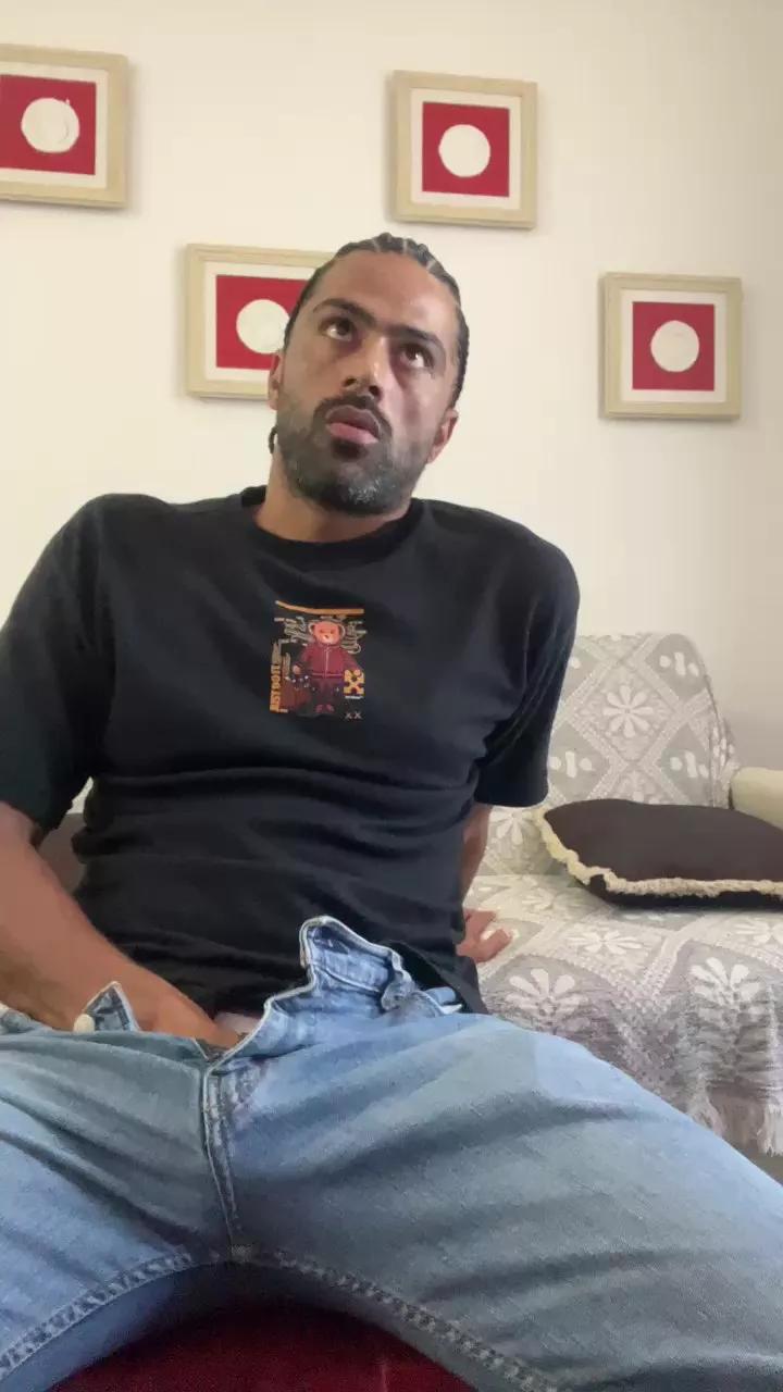 jhonnybttr on Cam4 