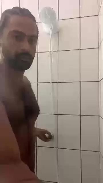 jhonnybttr on Cam4 