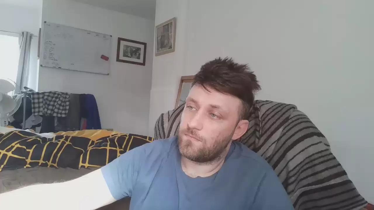 jiffy2025 on Cam4 