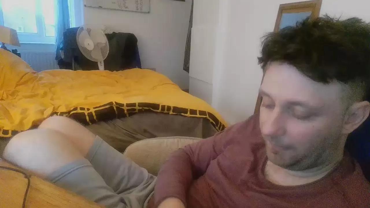 jiffy2025 on Cam4 