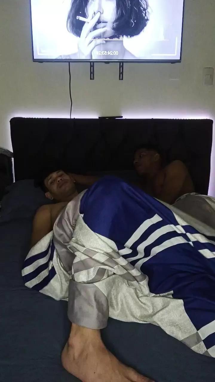Jjosemanue1 on Cam4 