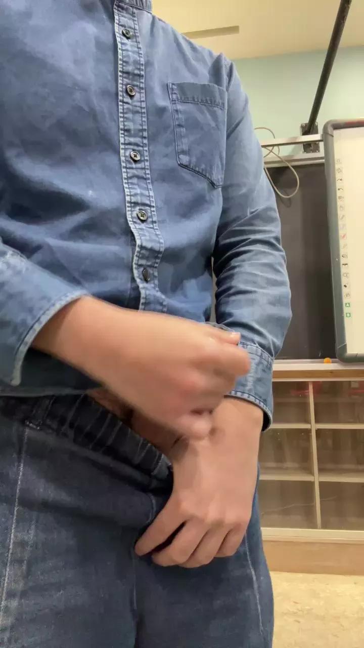 jjyyov on Cam4 