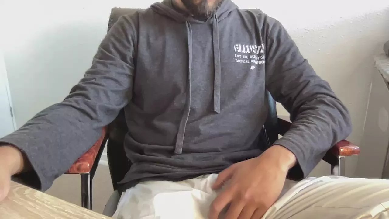 Offline joaoluiz27 on Cam4