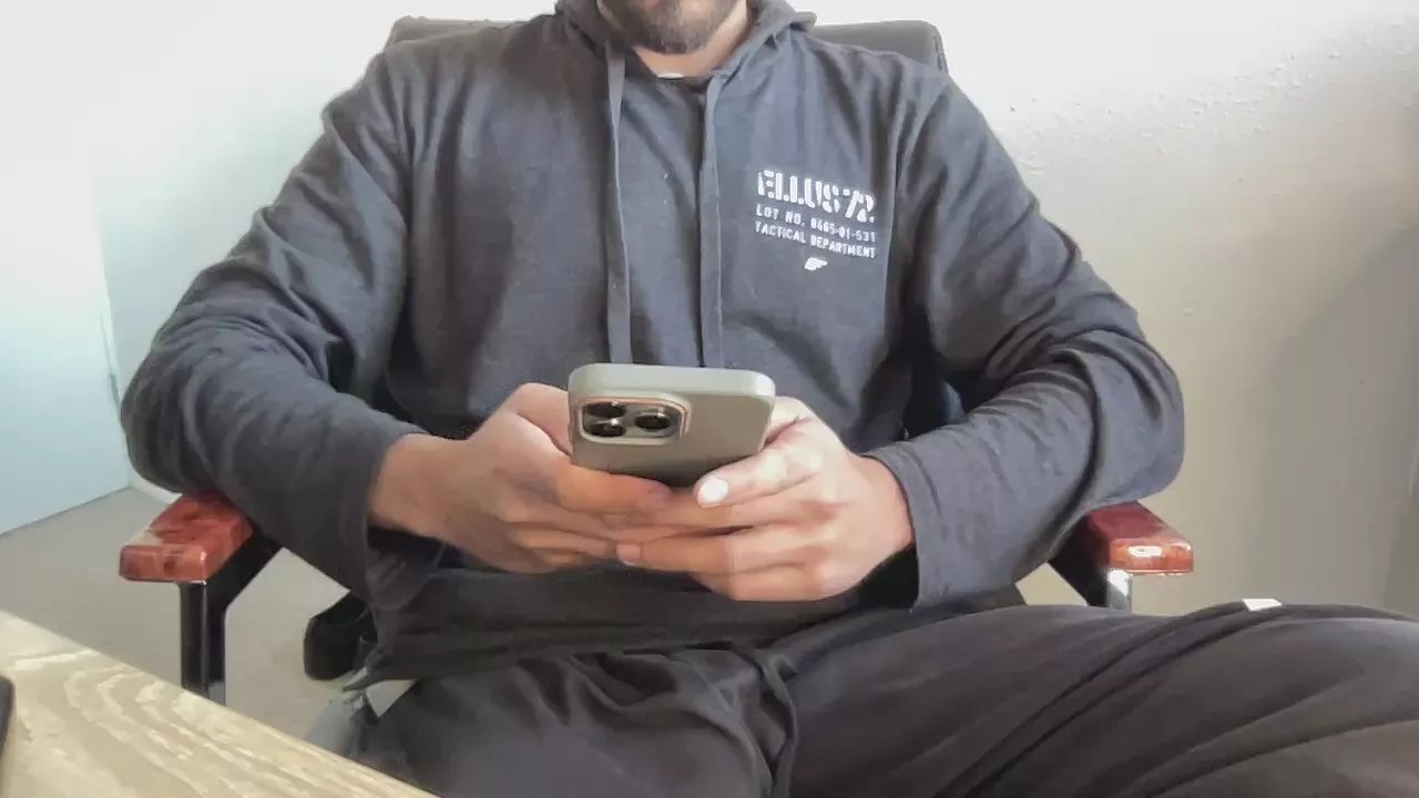 Offline joaoluiz27 on Cam4