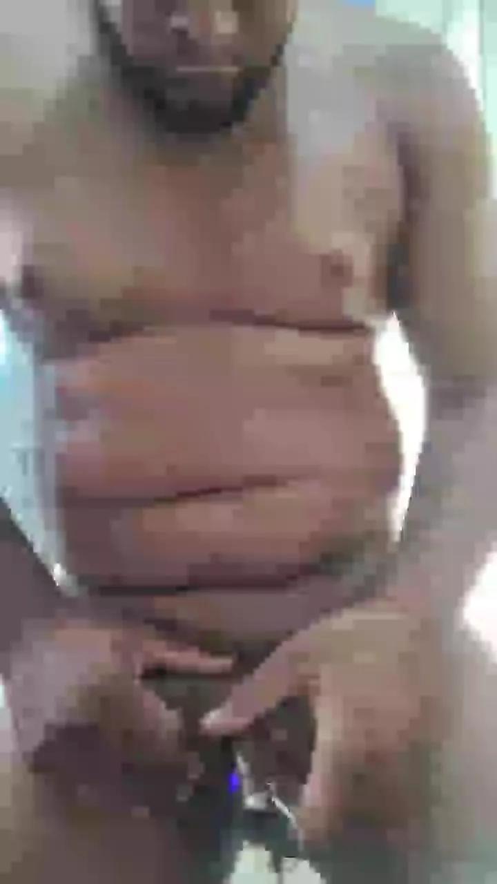 john2140 on Cam4 
