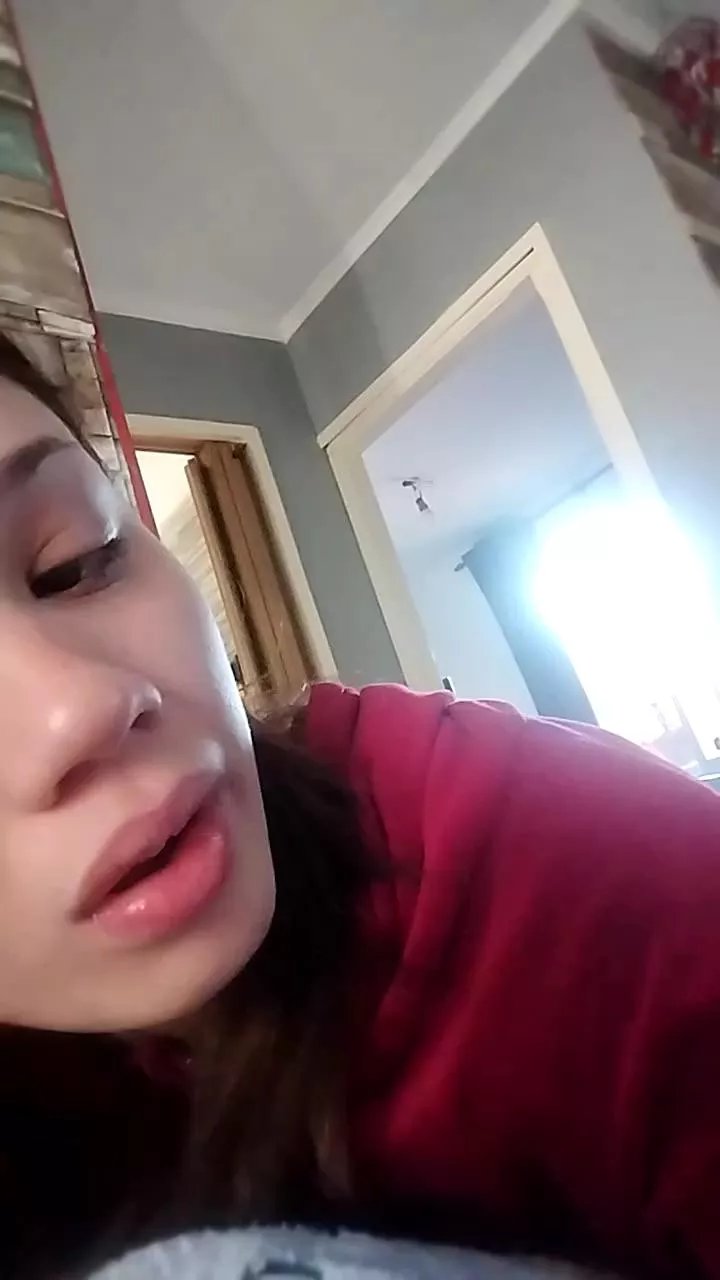 Offline juanit19 on Cam4