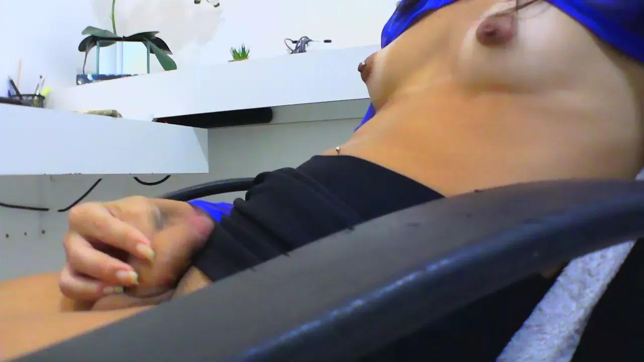 juhh93 on Cam4 