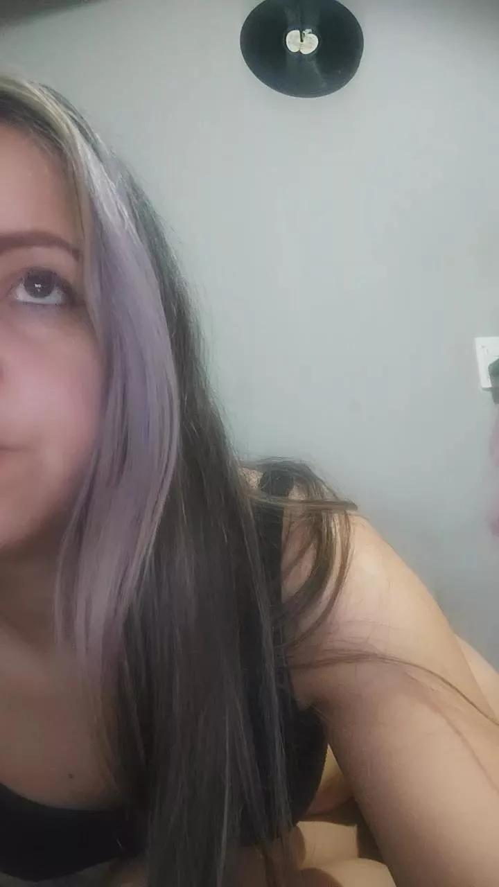 JulietaRuzzo on Cam4 