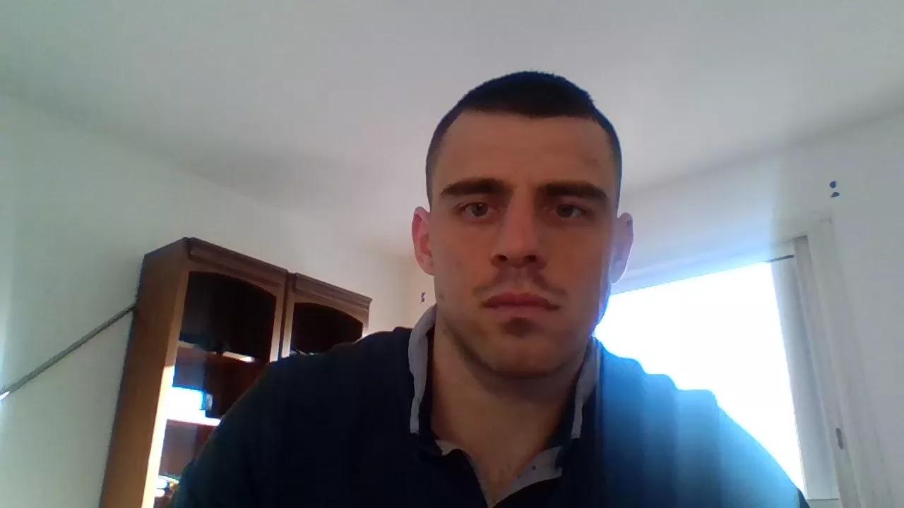 Kerzo2900 on Cam4 
